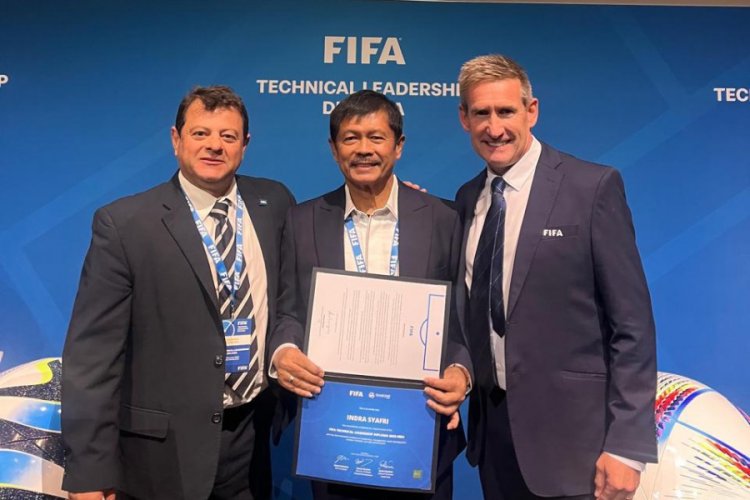 Direktur Teknik PSSI Indra Sjafri Lulus Program FIFA Technical Leadership Diploma di Zurich