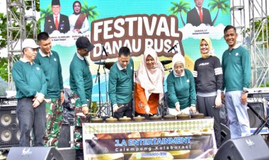 Pj Bupati Kampar Buka Festival Danau Rusa di XIII Koto Kampar