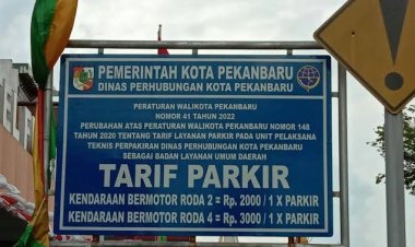 Plang Parkir Belum Update Jadi Alasan Jukir di Pekanbaru Masih Pakai Tarif Lama