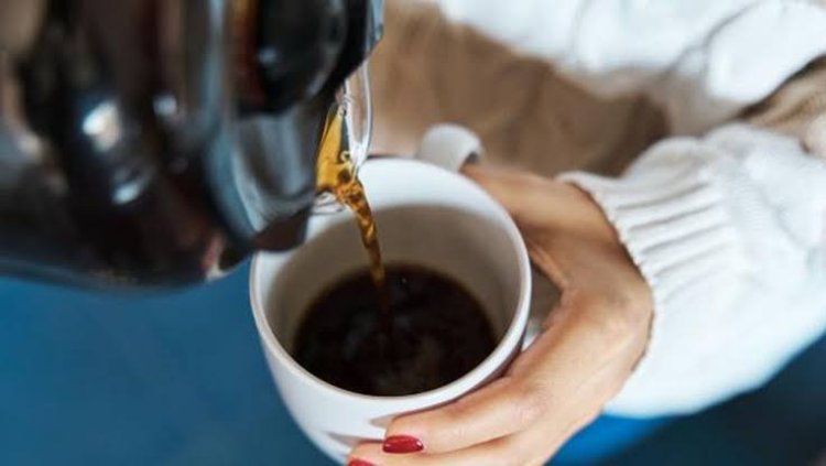 Cara Minum Kopi yang Aman untuk Pengidap Asam Lambung