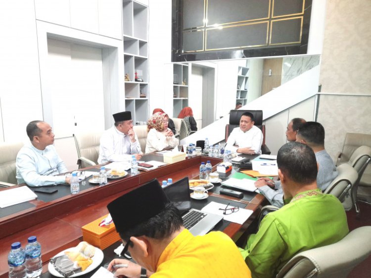 Pj Bupati Kampar Pimpin RUPS-LB Tiga BUMD Kampar