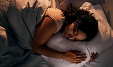 Terpaksa Tidur Lagi Usai Sahur, Tapi Takut Kena GERD? Ini Saran Dokter Pencernaan