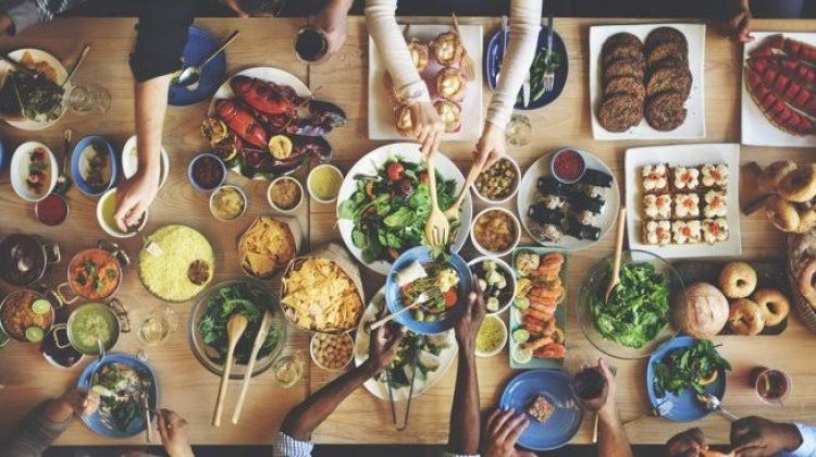 Penting! Ini Kebiasaan Tak Sehat yang Harus Dihindari saat Berbuka Puasa