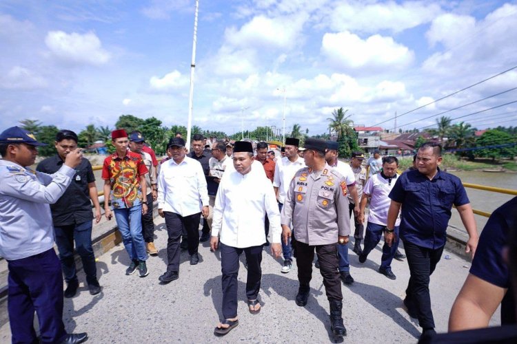 Bupati Rohul Anton Apresiasi Gerak Cepat Gubernur Riau Tangani Kerusakan Jembatan Sungai Rokan
