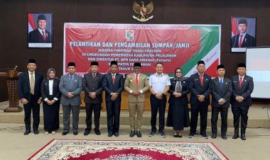 Bupati Pelalawan Lantik Tujuh Pejabat Eselon II dan Direktur Bank BPR Dana Amanah