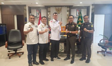 Ketua DPD APDESI Riau Zulfahrianto Silaturahmi dengan Kajati Riau, Perkuat Sinergi dan Pengawasan Pemdes 