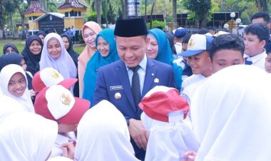 Siswa Kurang Mampu di Pekanbaru Bakal Dapat Bantuan Perlengkapan Sekolah