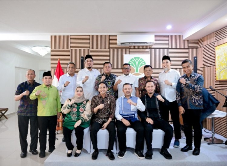 Audiensi dengan Menteri Kehutanan RI Raja Juli Antoni, Bupati Kasmarni Sampaikan Sejumlah Persoalan Kehutanan di Bengkalis