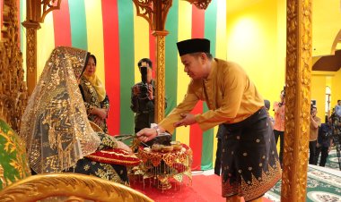 Ketua DPRD Siak Indra Gunawan Tepungtawari Bupati dan Wakil Bupati Siak Baru