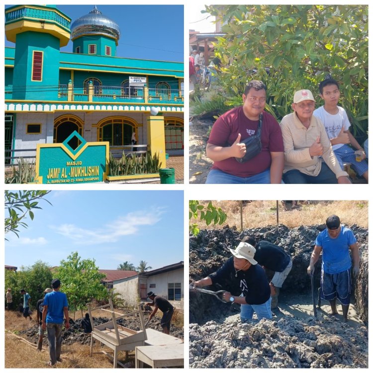 Warga Jalan Rambutan Dumai Goro Sambut  Idul Adha di Masjid Al Mukhlisin