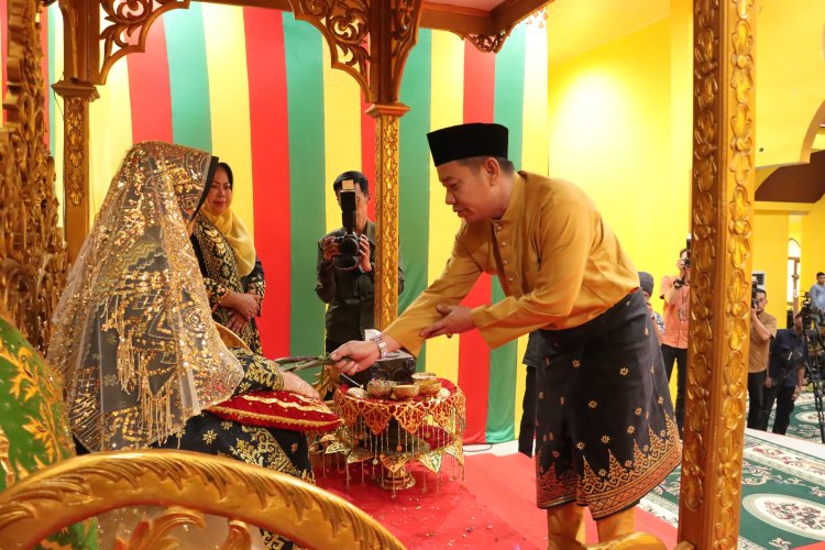Ketua DPRD Siak Indra Gunawan Tepungtawari Bupati dan Wakil Bupati Siak Baru