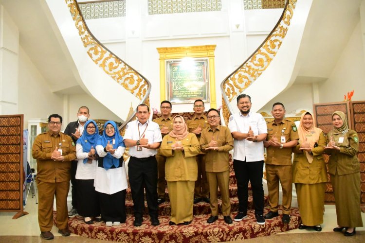Bupati Kasmarni Akui Program UHC Jadi Prioritas Agar Masyarakat Terlayani BPJS