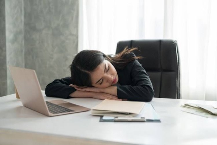 Tidur Siang Tak Selalu Sehat, Ini Risiko yang Perlu Diketahui