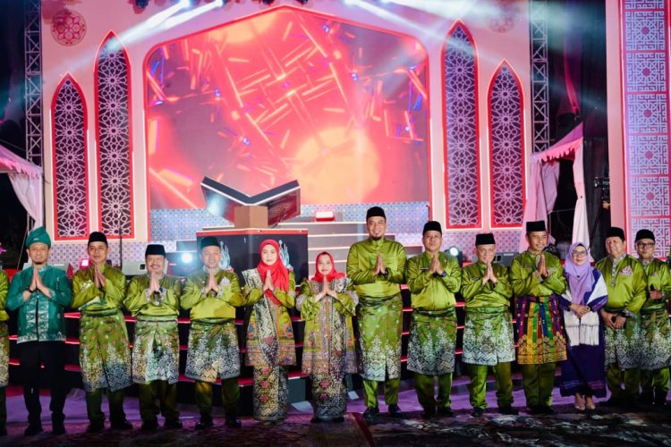 Pembukaan MTQ ke-43 Provinsi Riau di Bengkalis Spektakuler, Bupati: Jadikan Alquran Nafas Dalam Pembangunan
