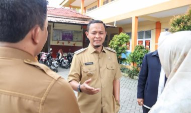 Murid tak Lolos SPMB 2025, Pemko Pekanbaru Sediakan 16 SMP Swasta Gratis