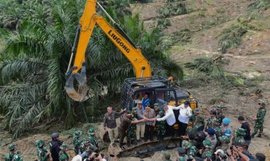 Danrem 031/Wira Bima Musnahkan Sawit Ilegal di Taman Nasional Tesso Nilo