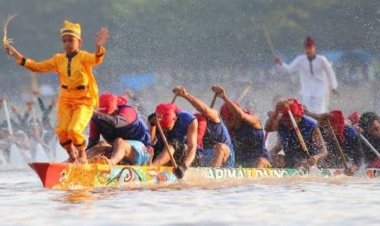 Wisatawan Tidak Perlu Khawatir, Jalan Rusak di Kuansing Mulai Diperbaiki Jelang Pacu Jalur