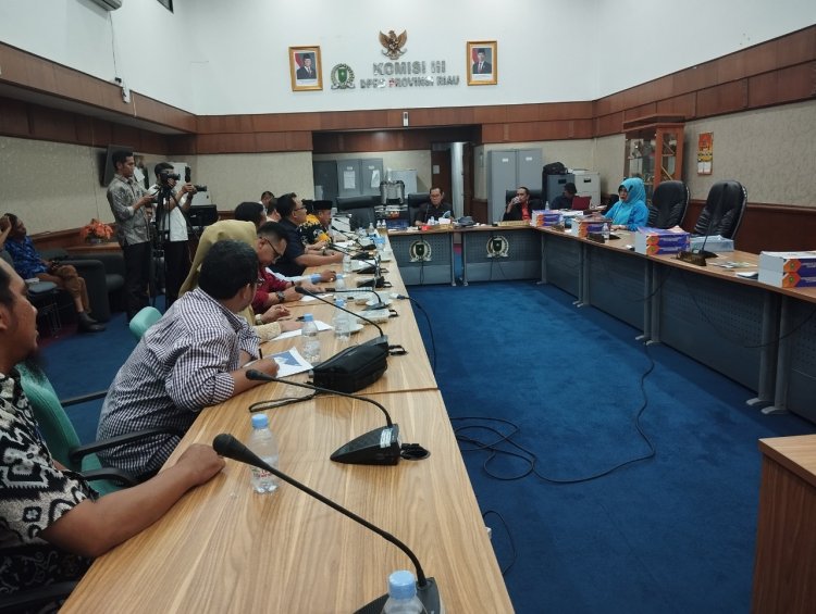 Rapat Kerja dengan Komisi III DPRD Riau, Jamkrida Riau Komitmen Dorong Kemandirian UMKM