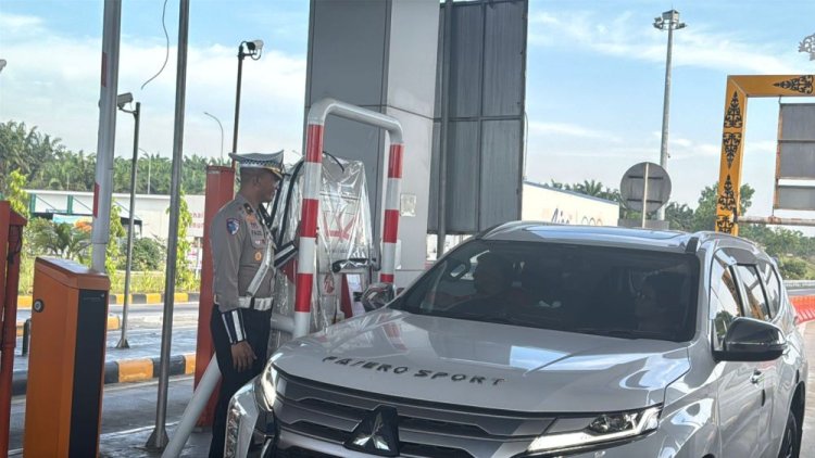 9 Pengemudi Ngebut di Jalan Tol Pekanbaru-Dumai Ditilang, Tim Sat PJR Gunakan Speed Gun