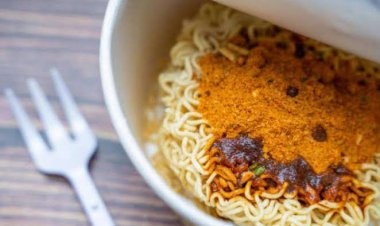 Suka Makan Mie Instan? Ini Batasan Aman Menurut Ahli