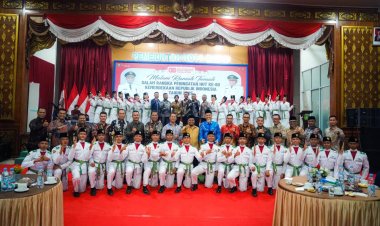 Berharap Jadi Inspirasi Para Pemuda, Wali Kota Dumai H Paisal Apresiasi Pelatih dan Anggota Paskibraka