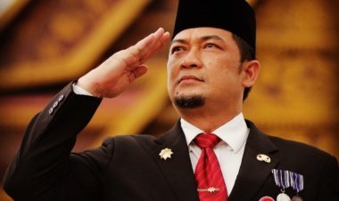 Syahrial Abdi, Mantan Santri yang Akan Dilantik Jadi Sekdaprov Riau Malam Nanti