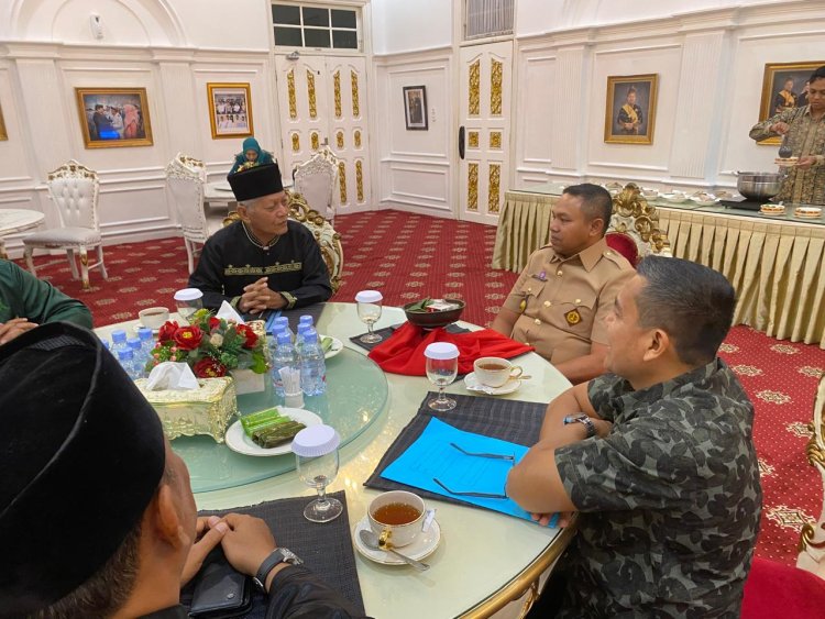 Hari ini Gubri Dianugerahi Gelar Adat Oleh LAN Kuansing