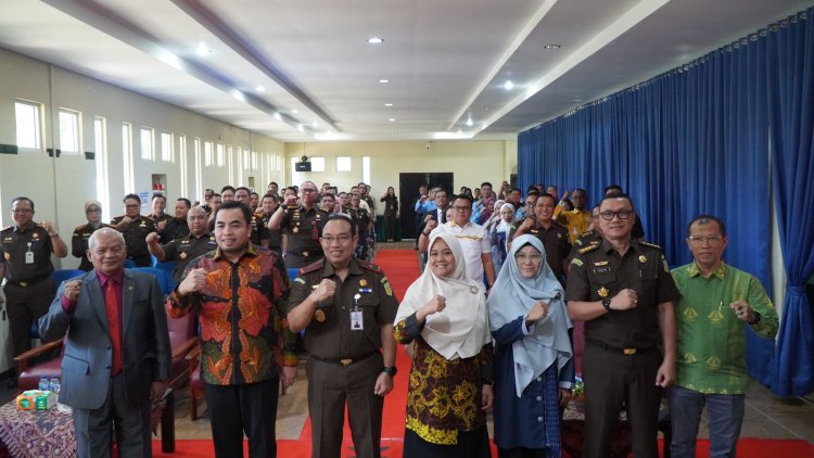 Kejati Riau Gelar Seminar Bertajuk Optimalisasi Pendekatan Follow The Asset dan Follow The Money Melalui DPA 