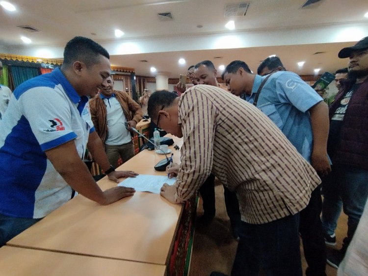 Buruh Desak DPRD Riau Dukung Hapus Outsourcing dan Batalkan Pembentukan Satgas PHK