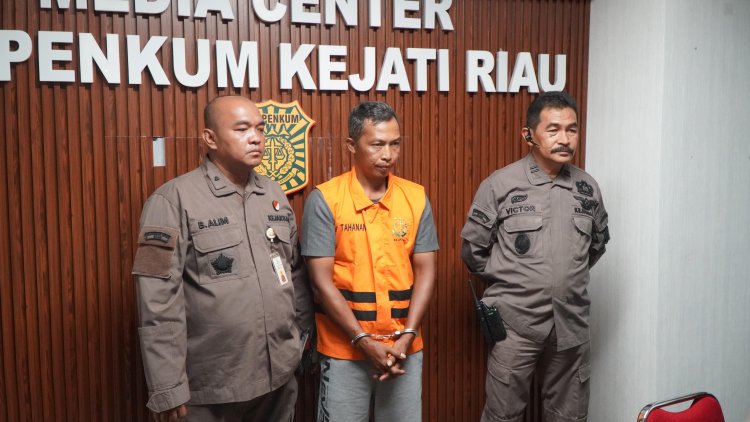Tim Tabur Kejati Riau Tangkap Buronan Korupsi Dana Desa