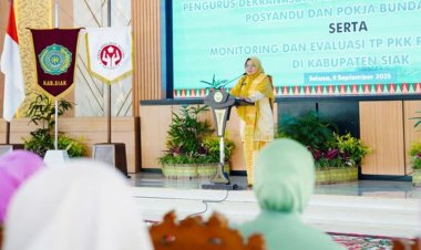 Lantik Pemilik Toko Oleh-oleh Jadi Ketua Harian Dekranasda Siak, Bupati Afni: Saya Tidak Mau Ini Tempat Kumpulnya Emak-emak Pejabat