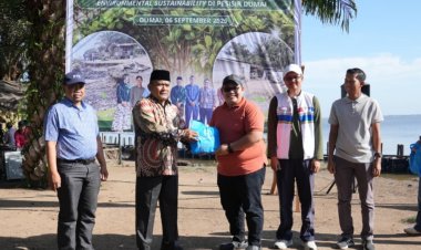 Cegah Abrasi dan Jaga Ekosistem Pesisir Dumai, Ribuan Bibit Mangrove Ditanam di Kelurahan Mundam
