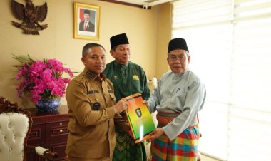 Daerah Istimewa Riau Pertegas Identitas Melayu, LAMR Laporkan Program Strategis Lembaga Kepada Gubri Abdul Wahid
