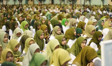 5.988 Mahasiswa Baru UIR Ikuti Kuliah Perdana tahun ajaran 2025/2026