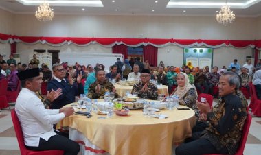Anggota DPR RI Karmila Sari dan Mendikdasmen RI Beri Motivasi Perkuat Pendidikan Karakter di Riau