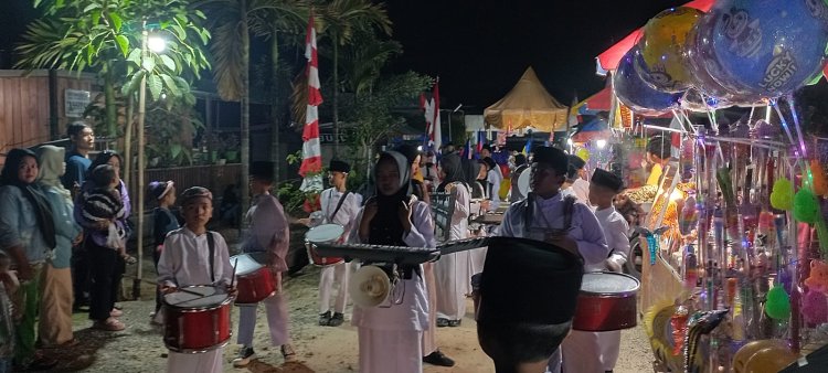 Pawai dan Karnaval RW 02 Desa Bono Tapung Meriah