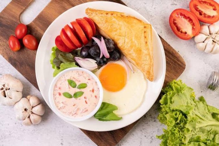 Lewatkan Sarapan Bisa Turunkan BB? Cek Faktanya!