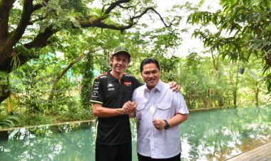 Jelang MotoGP Mandalika 2025, Menpora Erick Thohir Jamu Valentino Rossi di Kawasan Senayan Jakarta