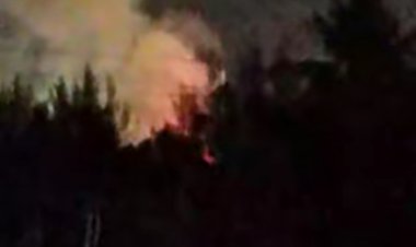 BREAKINGNEWS:   Kilang Pertamina Dumai Riau Terbakar, Terdengar Ledakan Keras