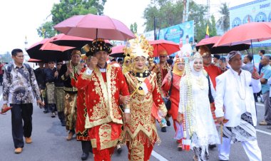 Decak Kagum untuk Kafalah Rohul  di Pawai Taaruf MTQ ke-43 Riau