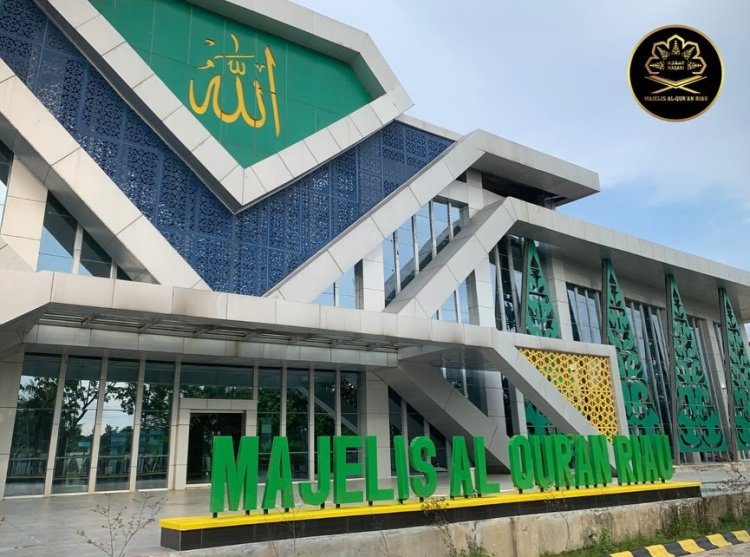 Salat Jumat Perdana di Masjid Al-Maqari Komplek Purna MTQ Dilaksanakan pada 10 Oktober 2025