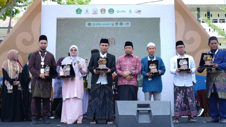Muhammad Habib Yusra Juara MQK Internasional 2025 Cabang Fiqih Internasional, Mohd Fauzan Bin Abdullah Juara Cabang Tafsir