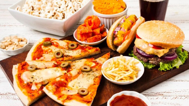 Studi: Junk Food Percepat Kerusakan Sel Otak dan Memori