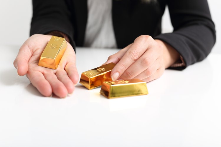 Haruskah Beli Emas ketika Harga Tinggi?
