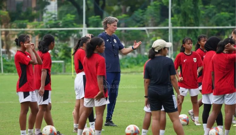Timo Scheunemann Minta Pemain Timnas Putri U-17 Indonesia Belajar dan Bangkit, Gagal Lolos ke Piala Asia Putri U-17 2026