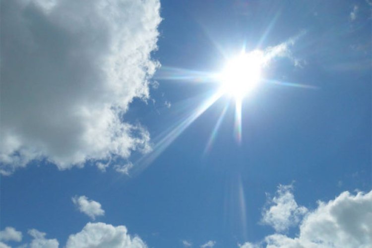 Suhu Bisa Capai 36 Derajat Celsius, Panas Terik Terjadi di Riau Sejak Pagi