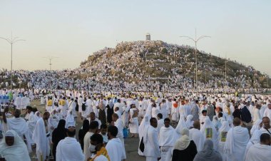 Dipukul Rata 26 Tahun, Tak Ada Lagi Masa Tunggu Haji 15 Tahun