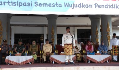 Pemkab Rohul Gelar Upacara Hardiknas, Bupati: Satukan Langkah Wujudkan Pendidikan Bermutu
