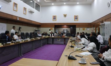 Dari Rapat Kerja Komisi II DPRD Riau dengan Mitra Kerja, Anggaran Turun 10 Persen
