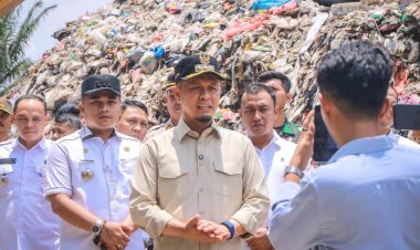 Kendalikan Sampah, Wako Pekanbaru Boyong Camat dan Lurah Cek TPA Muara Fajar